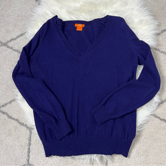 Sweaters - Lightweight Blue V Neck Sweater M